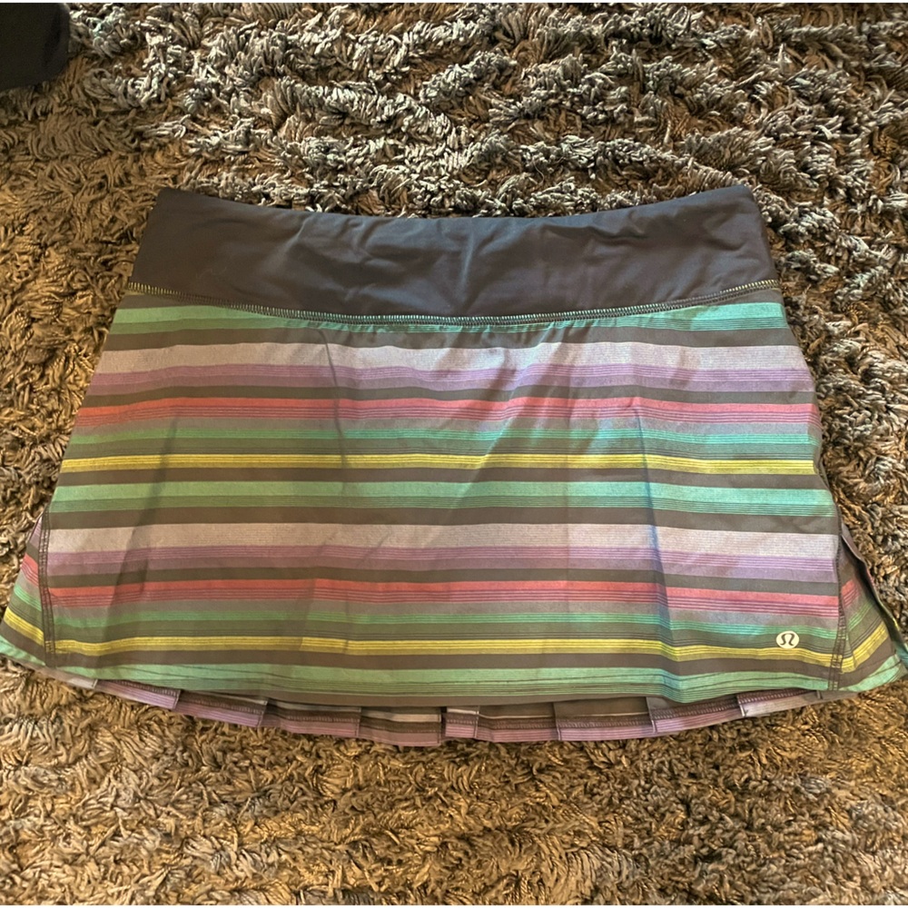 Lululemon womens skirt | 8